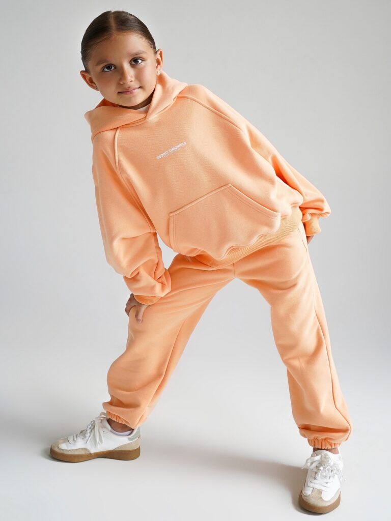 Костюм для девочки TeOnly originals персиковый